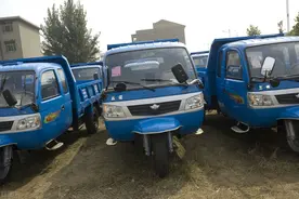 不同的三轮车需要不同的驾照，不要搞错了，以免驾照被扣分图片