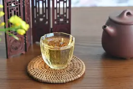 平时喝多少钱一斤的茶合适？200块钱一斤的茶贵吗？你会不会买？图片