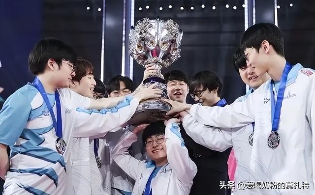 12年英雄联盟S赛，细数那些年的冠军团队