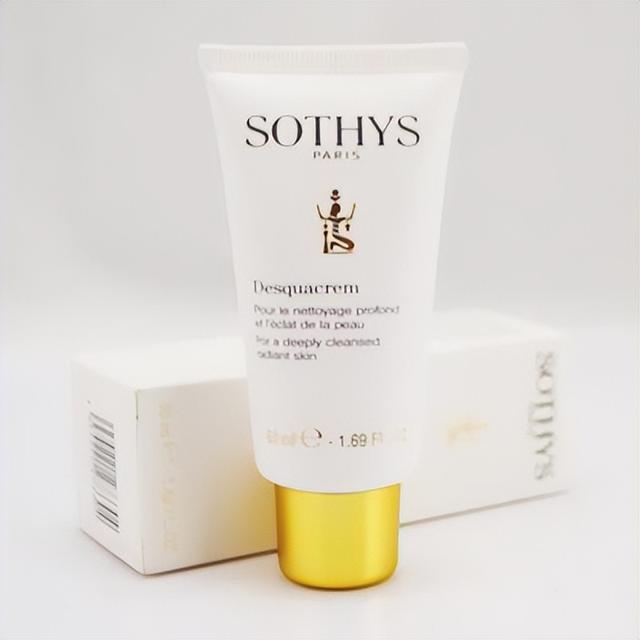 洗面奶推荐：排除肌肤浊质累积，焕亮肌肤清透气色，洁净每一天