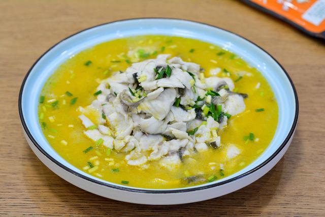 花胶煲鱼尾汤 2025年花胶煲鱼尾汤的功效