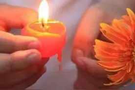 亲人的离别，让人撕心裂肺，心中的痛，犹如刀绞，无法自拔。图片