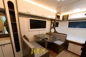 80后北漂小伙住房车代替租房，每天通勤只要22秒：人生目标和生活方式应该是可变的图片