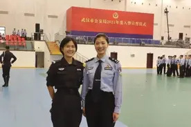 致敬！她们是人民警察！节日快乐图片