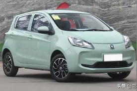 4.98万！体验奔奔E-Star：外观可可爱爱，内饰双色，续航301KM图片