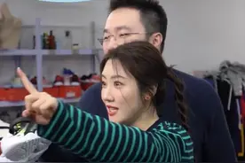 宋丹丹儿媳被疑怀三胎，穿宽松遮肚有孕相，已生俩儿子婆媳融洽图片