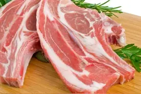 你敢相信吗？深色猪肉和浅色猪肉的区别竟然这么大！看完别买错了图片