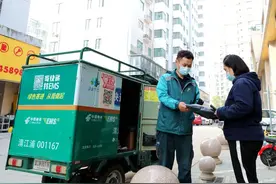 “晚八人”请签收，邮政送货速度“擦出火星”了！图片