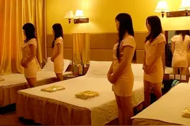 为什么顾客不再去“洗浴中心”?里面的“隐形服务”,让人接受不了图片