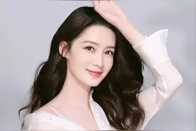 气质美女李沁图片
