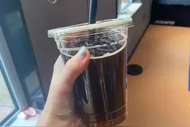 每天坚持喝黑咖啡能减肥吗？会不会对身体不好？图片