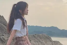 青春学院风的可爱型女孩图片