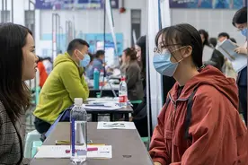 “军工企业”开始招兵买马了，6险1金年薪15万起，大专生也有机会图片