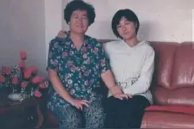 女儿留学失联，患癌父母苦寻17年，发现已是大学教授：想见她一面图片