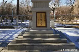 牡丹江市儿童公园，怀抱着永生雄鹰蔡云翔的灵魂图片