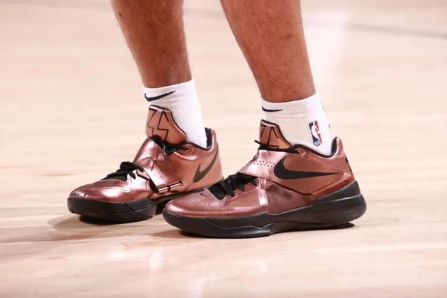 凯文杜兰特nba赛场上脚nikekd系列篮球鞋第一季合集!easy money