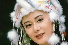 “塞娅公主”罕见晒老公，男方长相帅气撞脸郑伊健，两人相伴14年图片