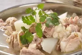 萝卜炖羊肉怎么做才好吃？只要做到这几步，汤汁浓鲜羊肉入口即化图片