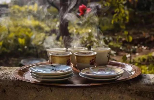 八首中国最美茶诗，满满茶香飘溢