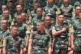 我国军校毕业生的晋升之路：军衔等级排名详解图片