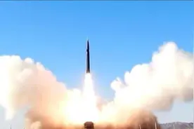 美媒：中国展示东风17高超导弹实弹开火，能击沉航母并能随时发射图片