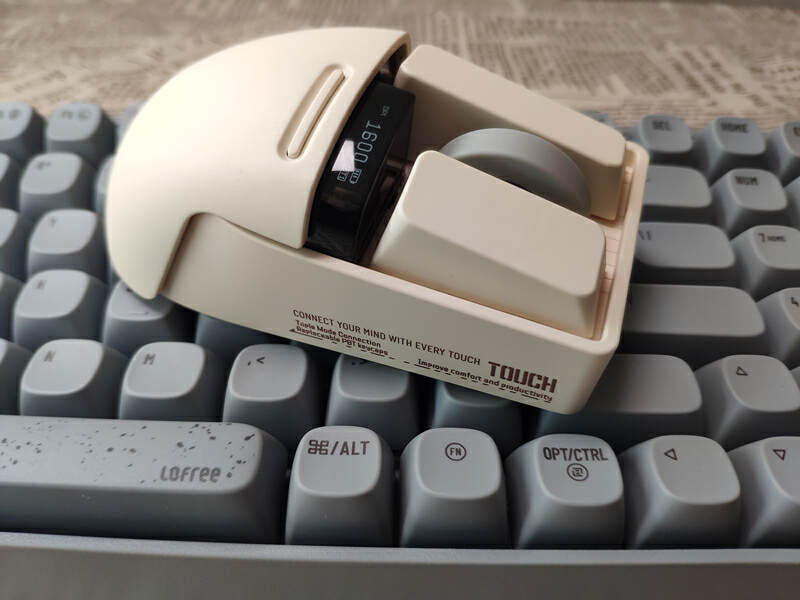 重新定义鼠标，自带屏幕，无线三模，Lofree洛斐小翘鼠标体验