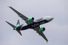 加拿大真狠 航班延误赔$2,400/人!? 这家航司摊上事! 航空新规抢先看图片