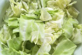 身边的“叶酸冠军”是卷心菜？50岁后多吃强筋骨、补肝肾、增免疫图片