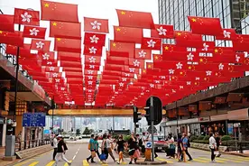 香港特警换新装“七一”亮相执勤，EARMOR 耳机成RRT标准装备图片