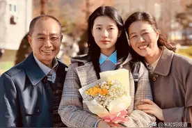 考上公务员后女友配不上我：上岸第一剑，先斩工具人图片