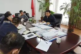 太原市杏花岭区：区委副书记、区长侯森主持召开疫情防控应急调度例会图片