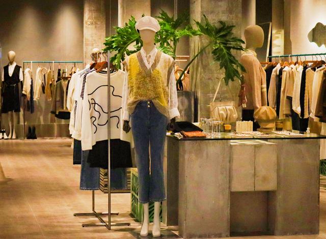 商陆花、秦丝、管家婆,到底服装加盟管理软件哪家强?来看排行榜