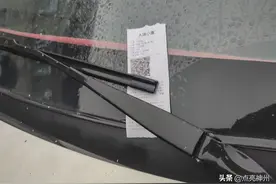 停车20分钟被收费2元，朋友怒喷公共停车位收费，我是这样怼他的图片