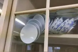 其实碗已经碎了图片