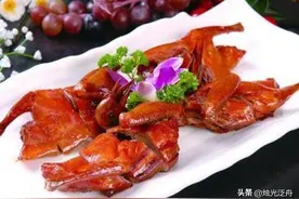 美食推荐：蜜汁烧乳鸽、石锅喼汁水晶虾、惹味三杯猴头菇制作方法图片