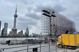 东方卫视抗疫晚会叫停！评论区沦陷被骂惨，开云直播网友也不买账图片