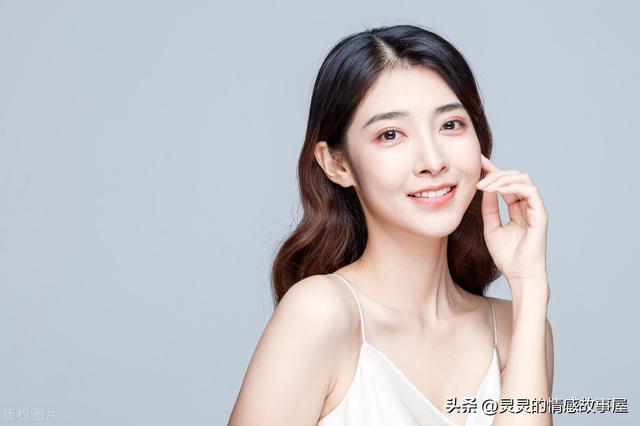 故事：与37岁女经理出差，在成都，与她发生一段情
