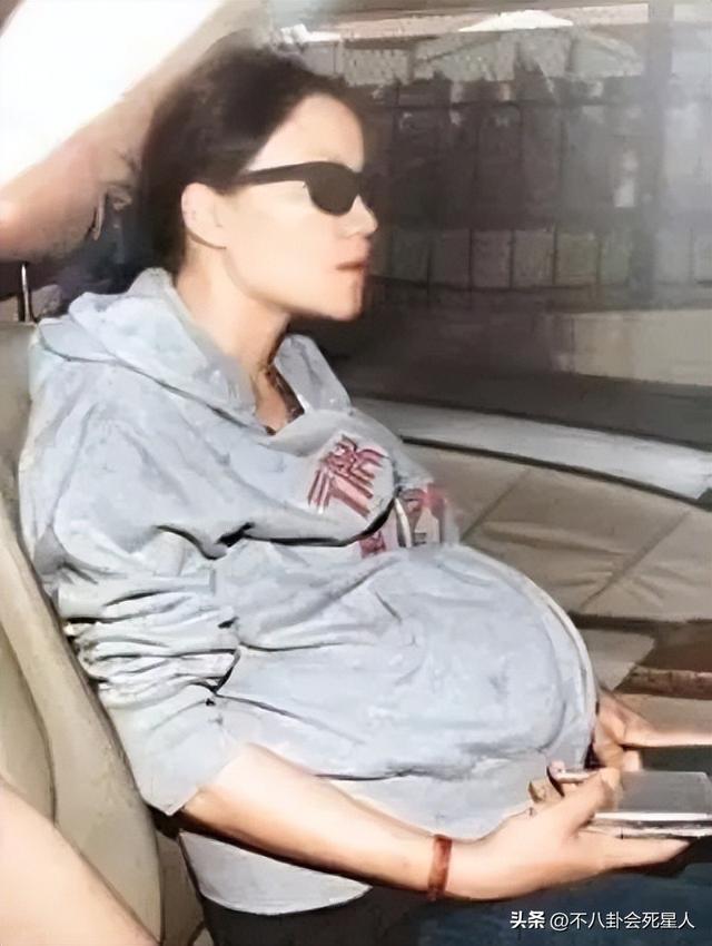 给港圈明星“牌技”排个名：刘嘉玲赢光张学友片酬，林青霞排第四