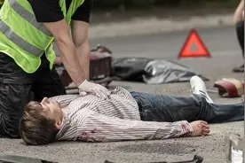 遇到警察临检，强行闯卡或弃车跑掉的怎么样了图片