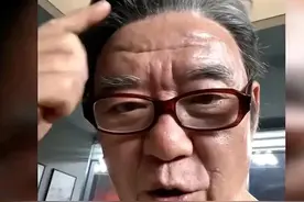 一夜愁白头，著名演员李立群要回河南祭祖，却被老家人一口拒绝图片