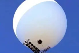 中国一只热气球误入美国上空，美方远程导弹击落一只，又发现一只图片