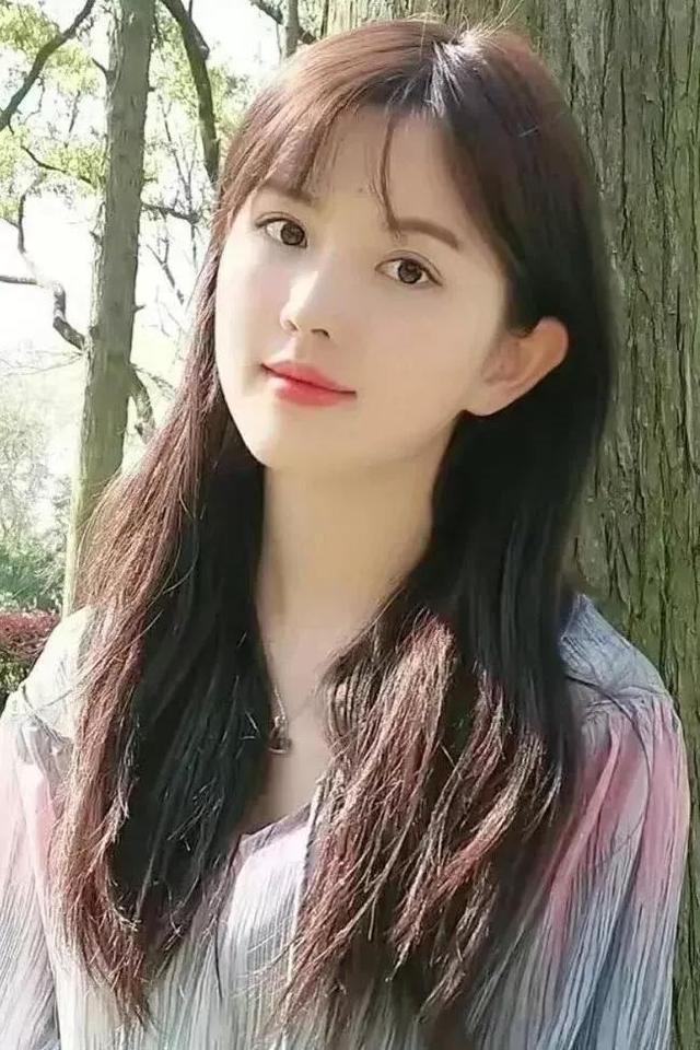 爱到深处情难舍，情到浓时最相思
