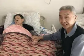 为救身患绝症的妻子，大学教授靠直播疯狂“捞金”，如今怎样了？图片