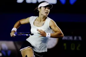 2014年李娜参加节目，面对自己不爱国的说法，两句话回应引来掌声图片