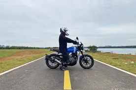 漂亮有趣，腿脚利索的复古小车——赛科龙RE250动态试驾感受图片