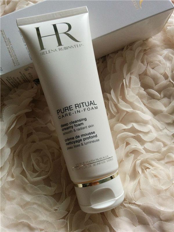 网络热门控油补水洗面奶推荐：简直是敏感肌的救星