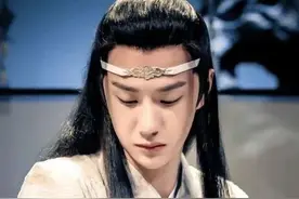 长脸眼小鼻子大，王一博新剧全面暴露颜值缺陷，求别再演古装剧了图片