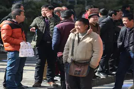 农民工找活最靠谱的平台，大龄农民工在城市怎么找活干？图片