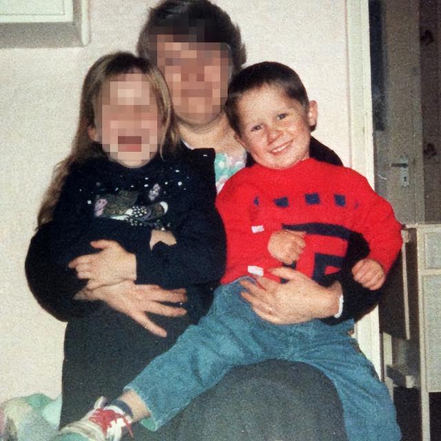 英国6岁男童惨死母亲被抓，28年后大反转！真凶竟是13岁少年