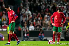 3：1到4：0！葡萄牙逆境崛起，面对榜首之争，C罗继续冲击4大纪录图片